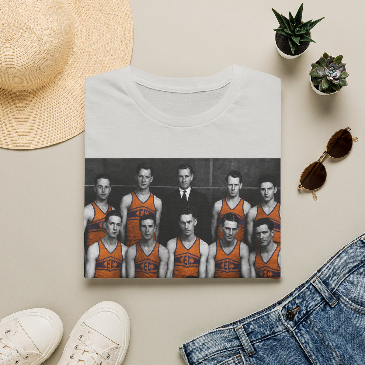 Vintage 1924 Evansville College Basketball Photo T-Shirt